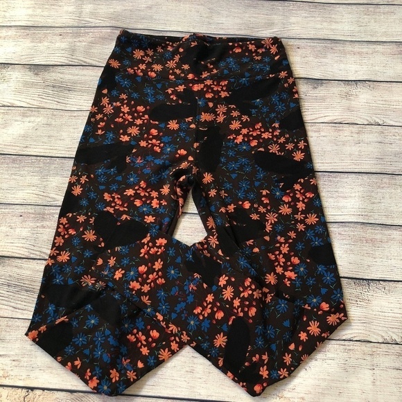 LuLaRoe Hidden Bunny Easter Floral Print Leggings - Picture 1 of 4
